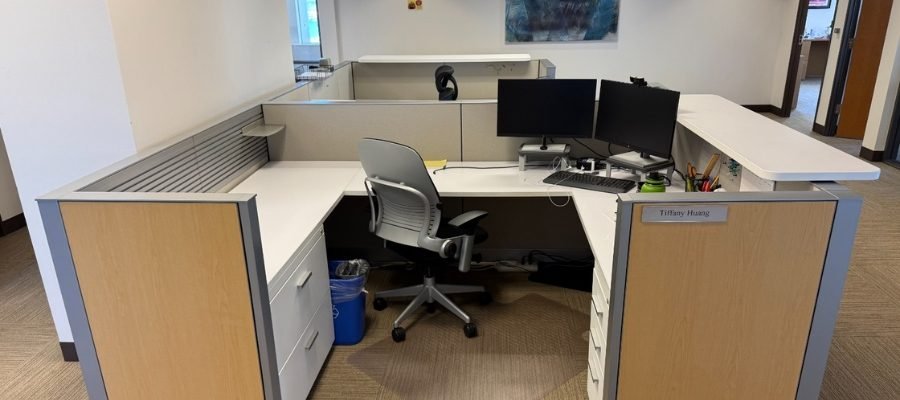 hayward-warehouse-used-desks-workstations